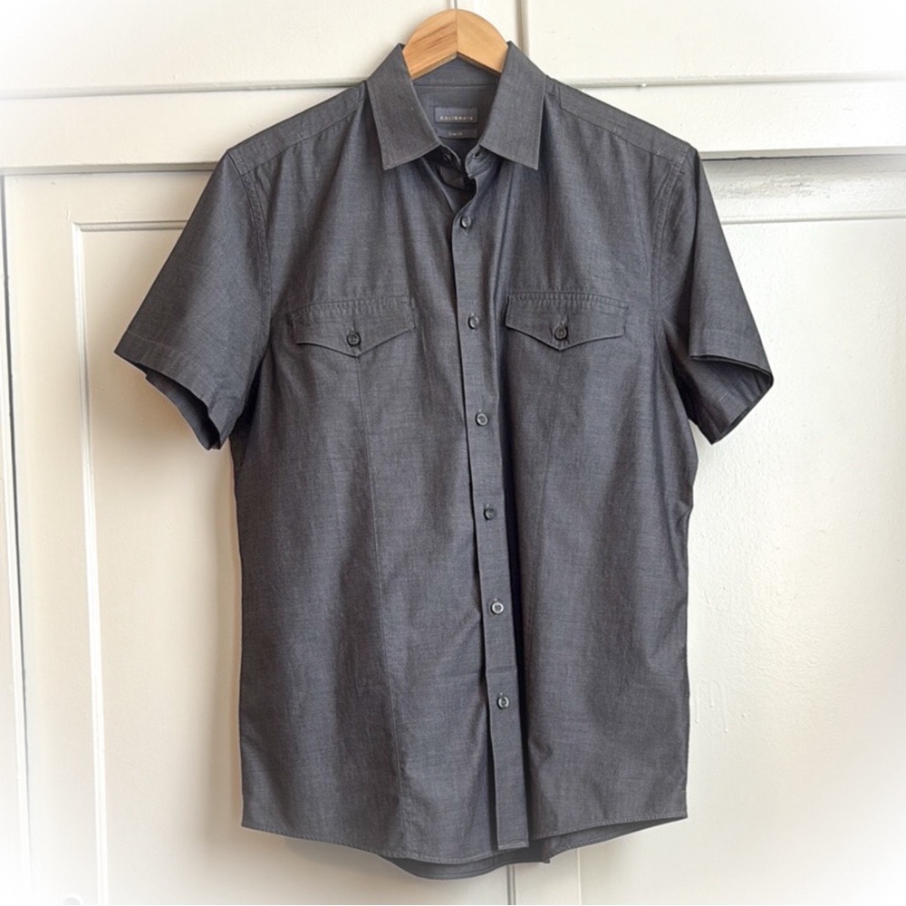 Men's Charcoal Short Sleeve Shirt
